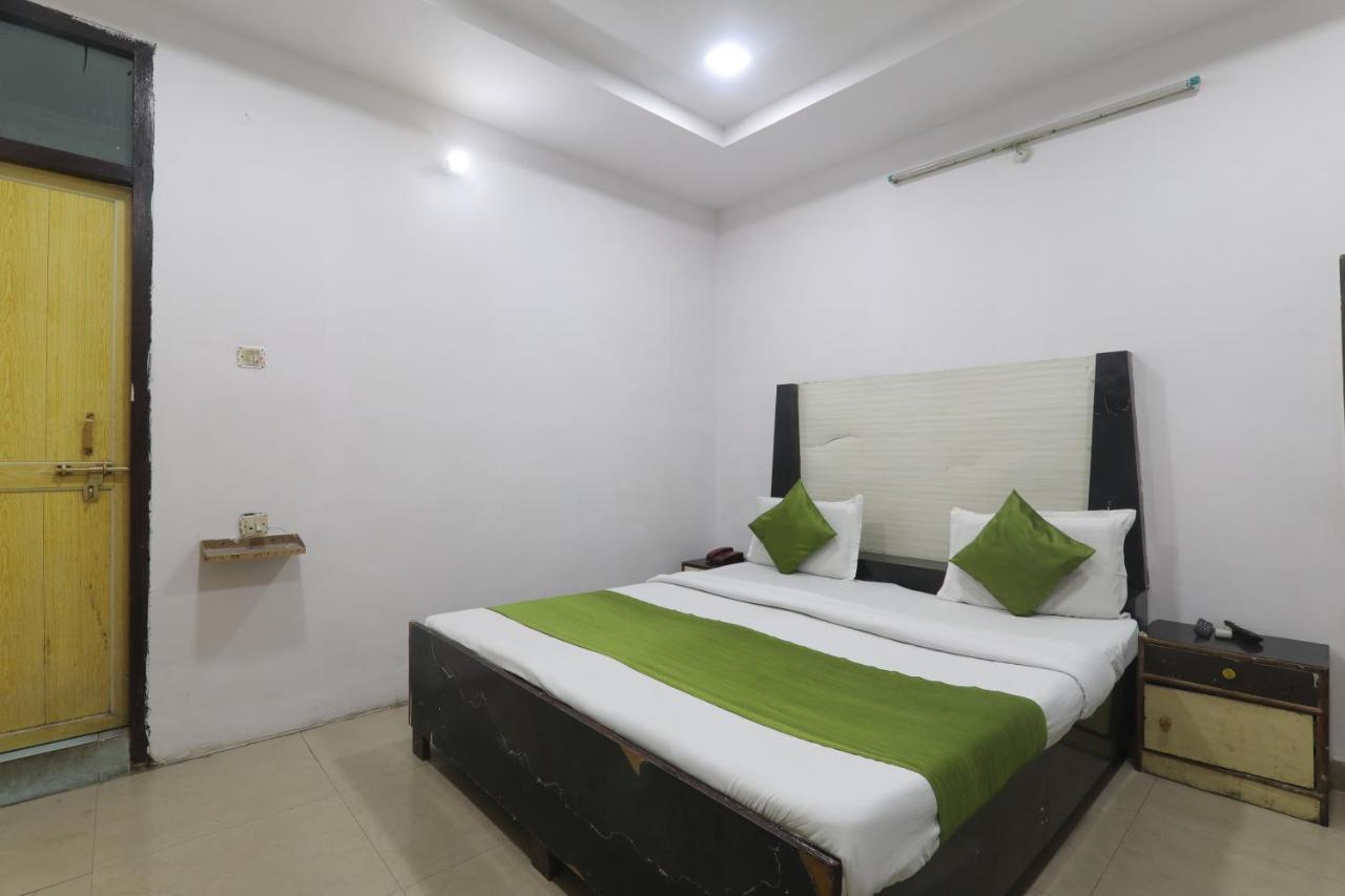 Hotel Dayal Lakhnaú Exteriér fotografie